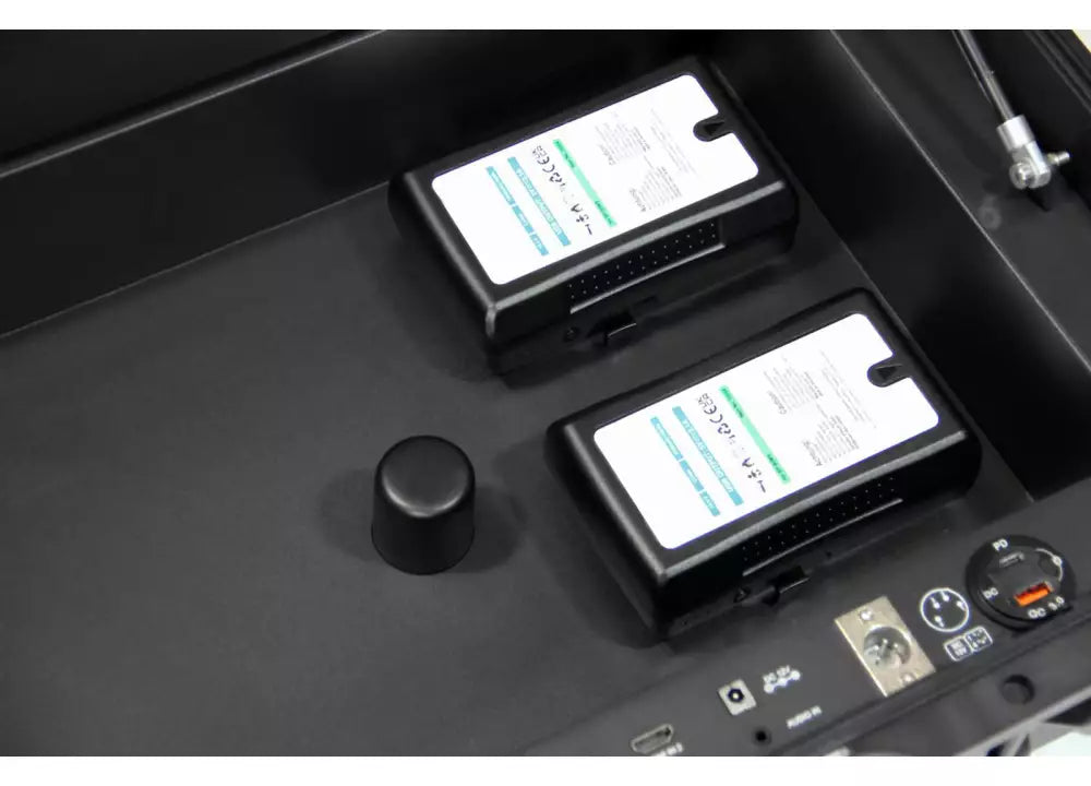 Feelworld 21,5" Monitorkoffer 1000cdm² inkl. Akku und Stativ